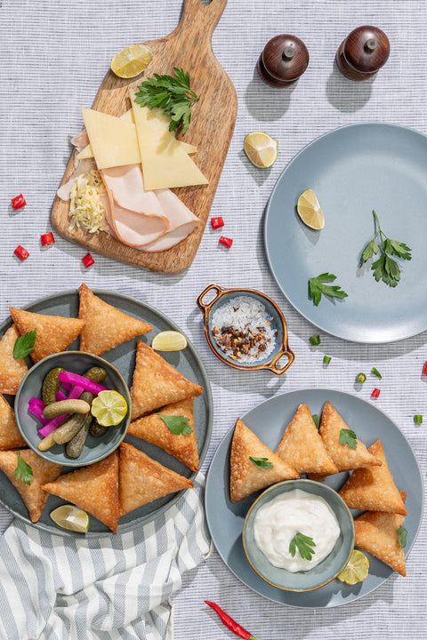 Mousallati Frozen Cheese & Turkey Sambosa – 450 g (15 pcs), Crispy & Ready to Fry